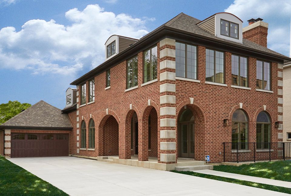 7126 Kilpatrick Lincolnwood Forest Drive